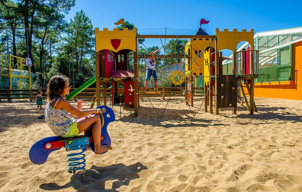 Domaine Résidentiel de Plein Air Odalys Les Dunes Longeville-sur-Mer Exterior foto