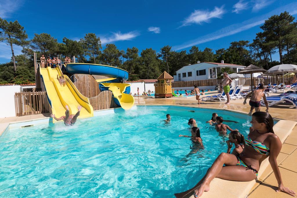 Domaine Résidentiel de Plein Air Odalys Les Dunes Longeville-sur-Mer Exterior foto